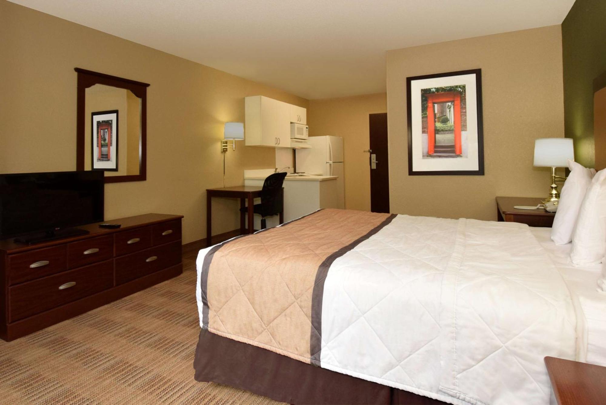 Extended Stay America Suites - Portland - Vancouver Evergreen Exterior photo